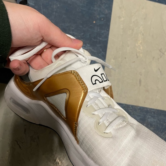 Nike Air Max - Picture 3 of 5